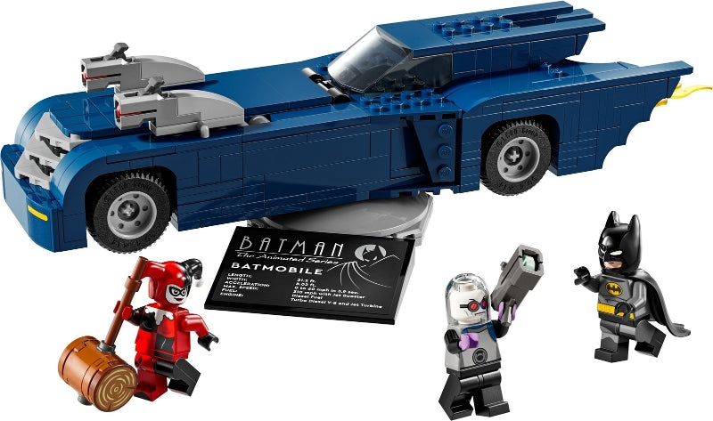 Batman with the Batmobile vs. Harley Quinn and Mr. Freeze — model