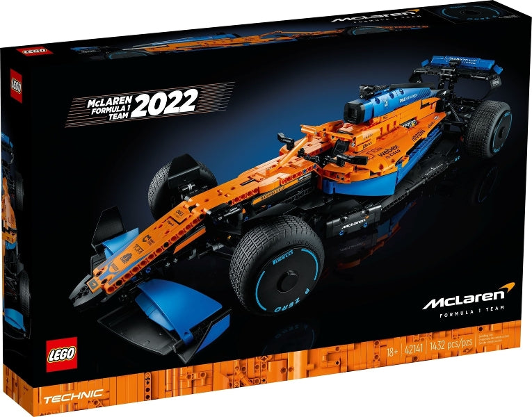 McLaren Formula 1 Team 2022 Race Car — box