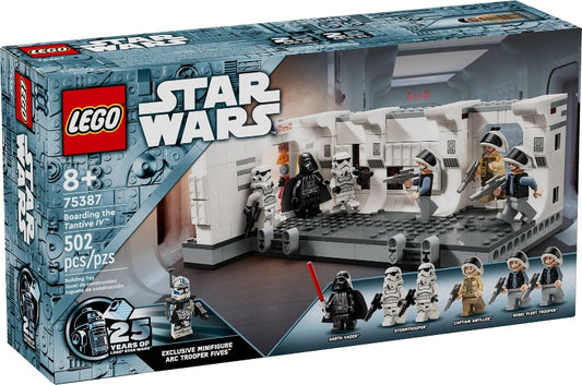 Boarding the Tantive IV — box