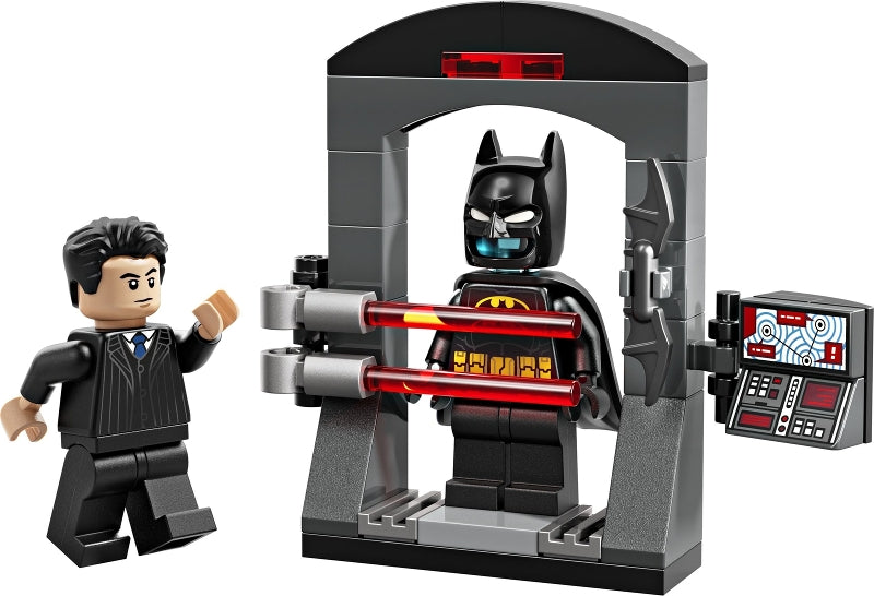 Batman: Bruce Wayne and the Batsuit paper bag — model