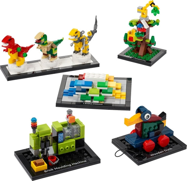 Tribute to LEGO House — model