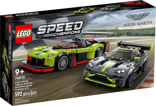 Aston Martin Valkyrie AMR Pro and Aston Martin Vantage GT3 — box